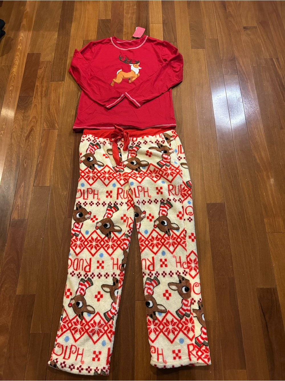 PatPat Red Top with Rudolph the red nose Reindeer cream Fleece Pajama pants